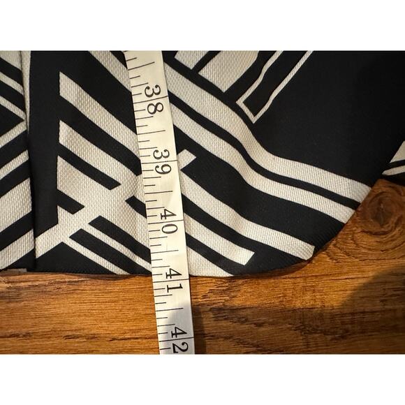 Gracia Women's Bold Geometric Print Maxi Skirt Black & White Size Large NWT - Picture 10 of 10